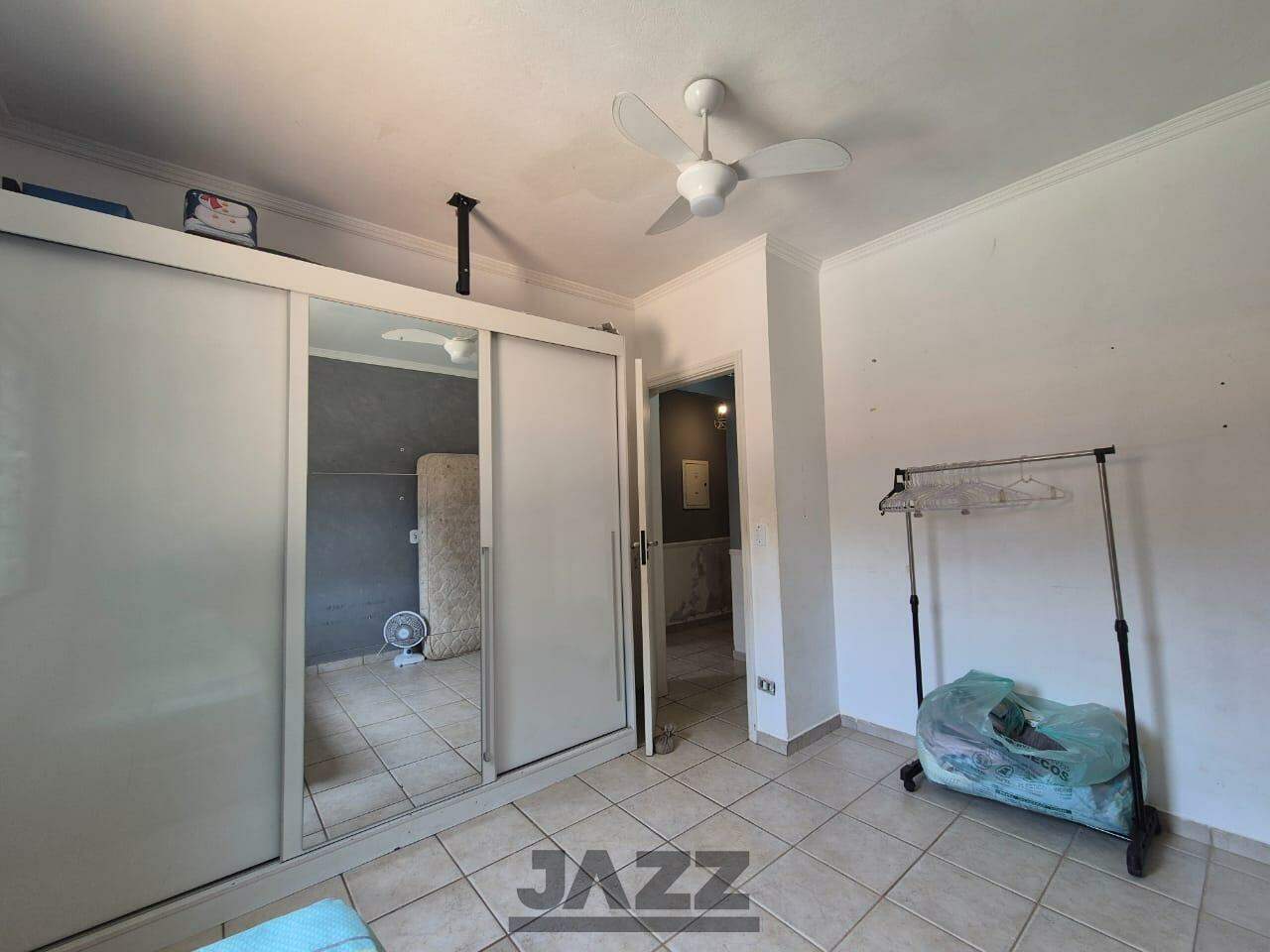 Chácara à venda com 5 quartos, 264m² - Foto 15