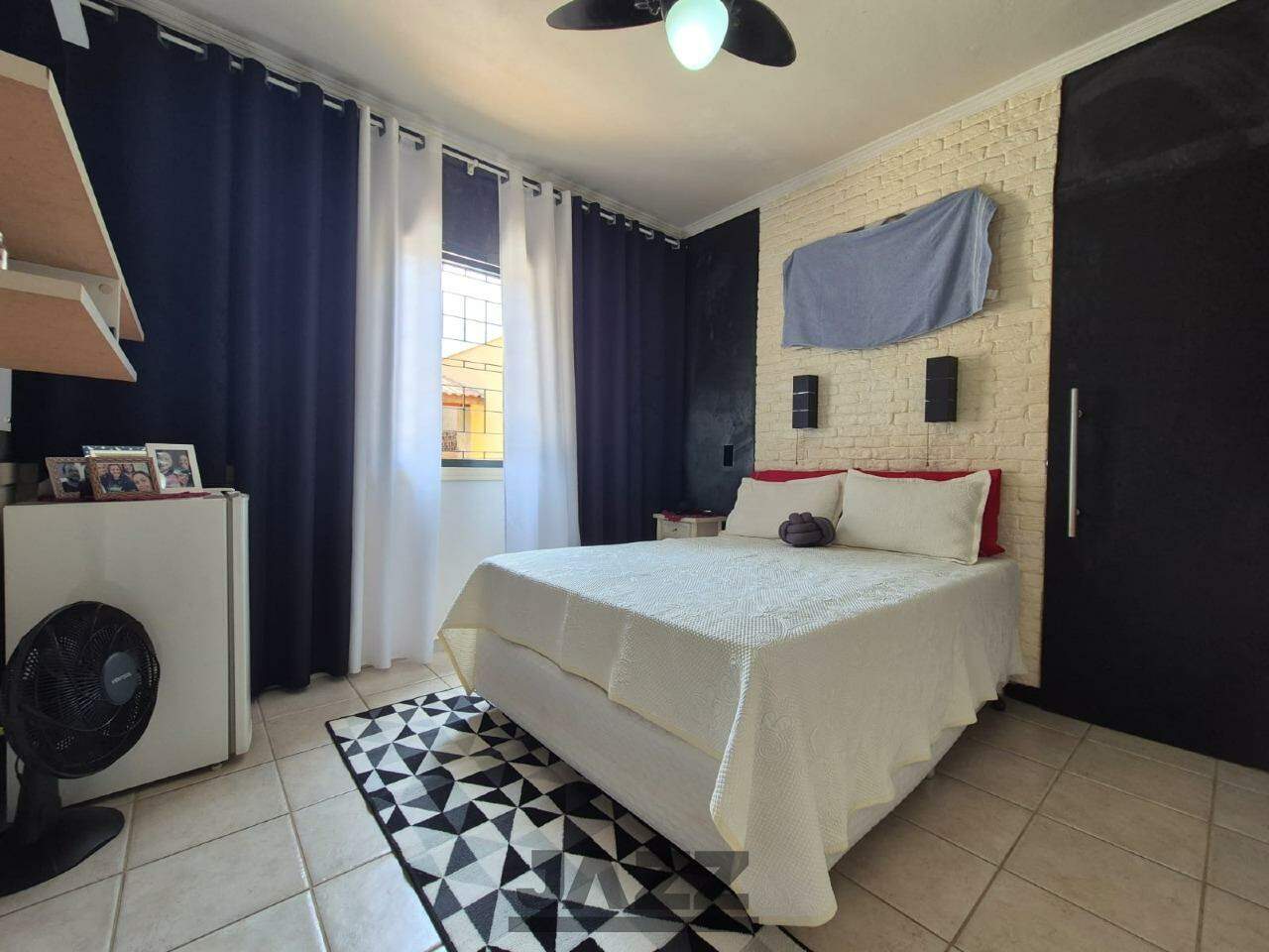 Chácara à venda com 5 quartos, 264m² - Foto 9