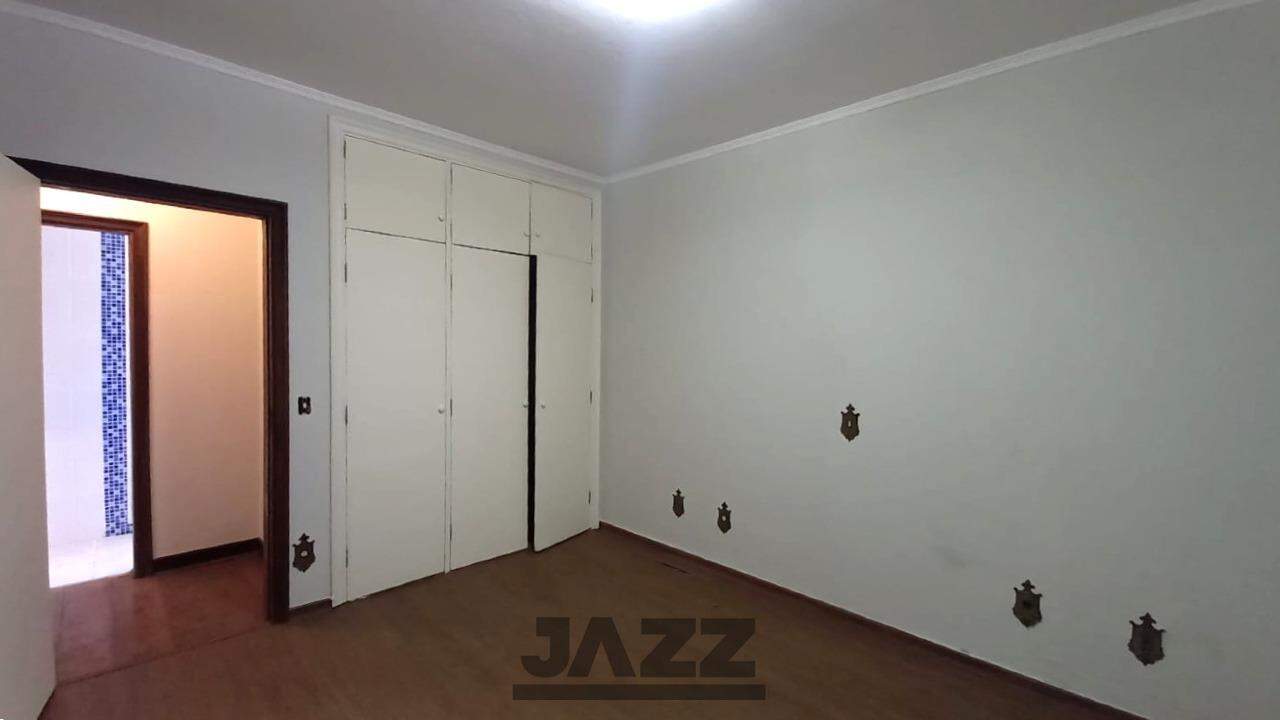 Casa à venda com 3 quartos, 245m² - Foto 17