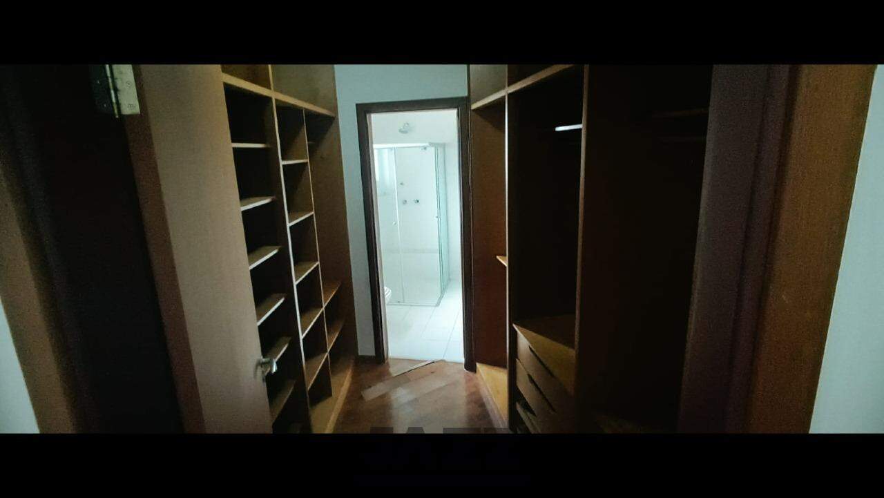 Casa de Condomínio à venda com 5 quartos, 592m² - Foto 41