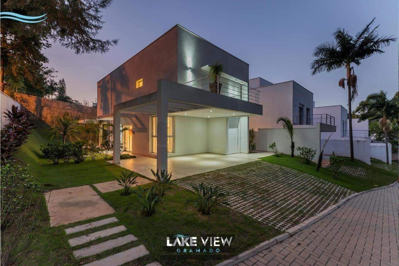 Casa de Condomínio à venda com 3 quartos, 209m² - Foto 1