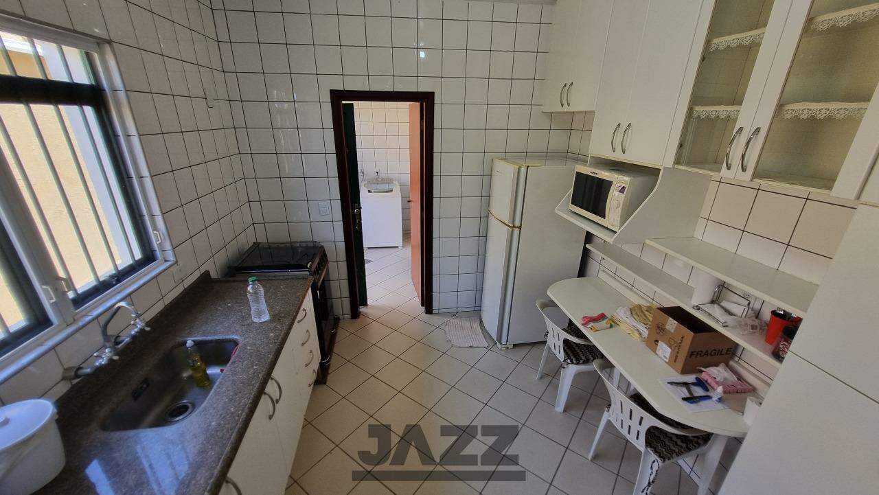 Casa para alugar com 4 quartos, 358m² - Foto 28
