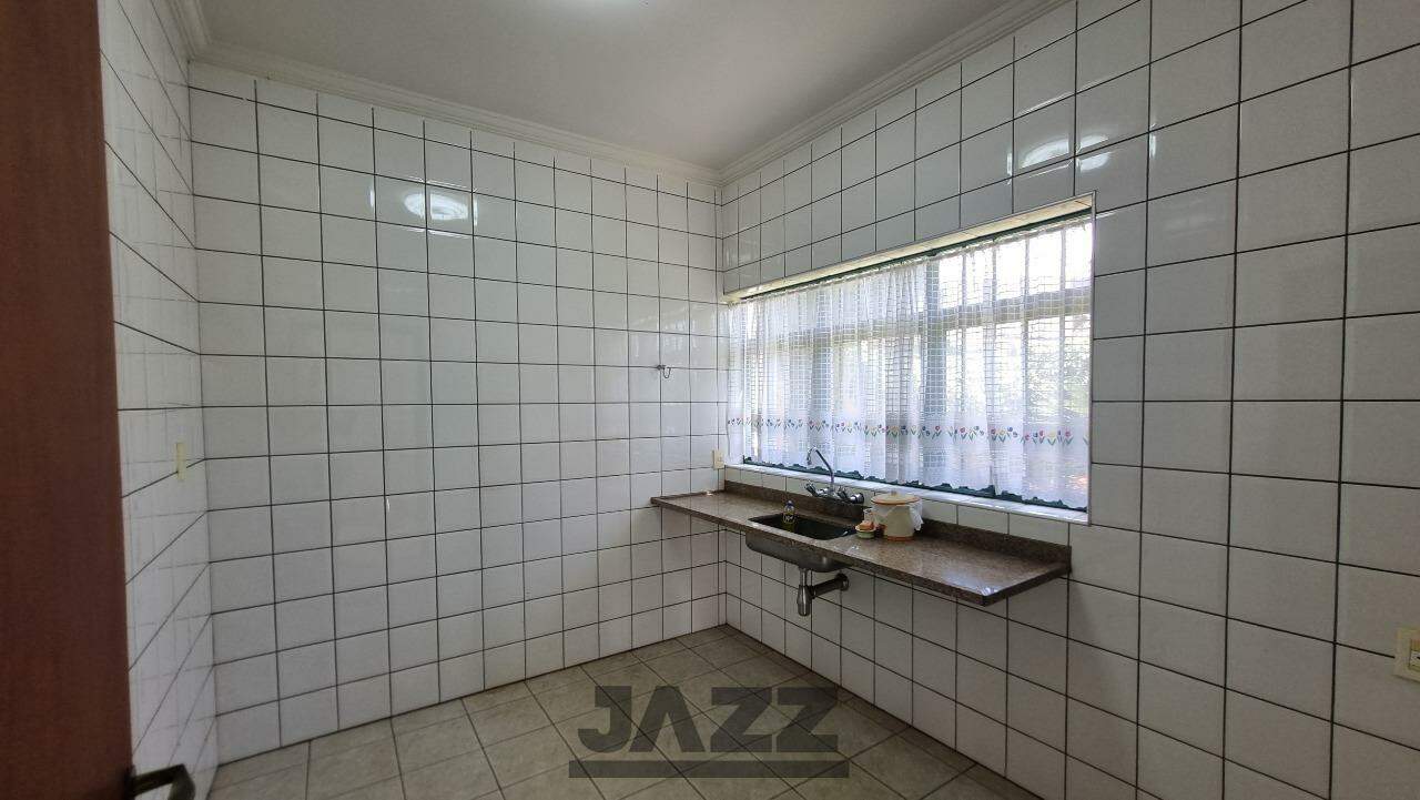 Casa para alugar com 4 quartos, 358m² - Foto 54