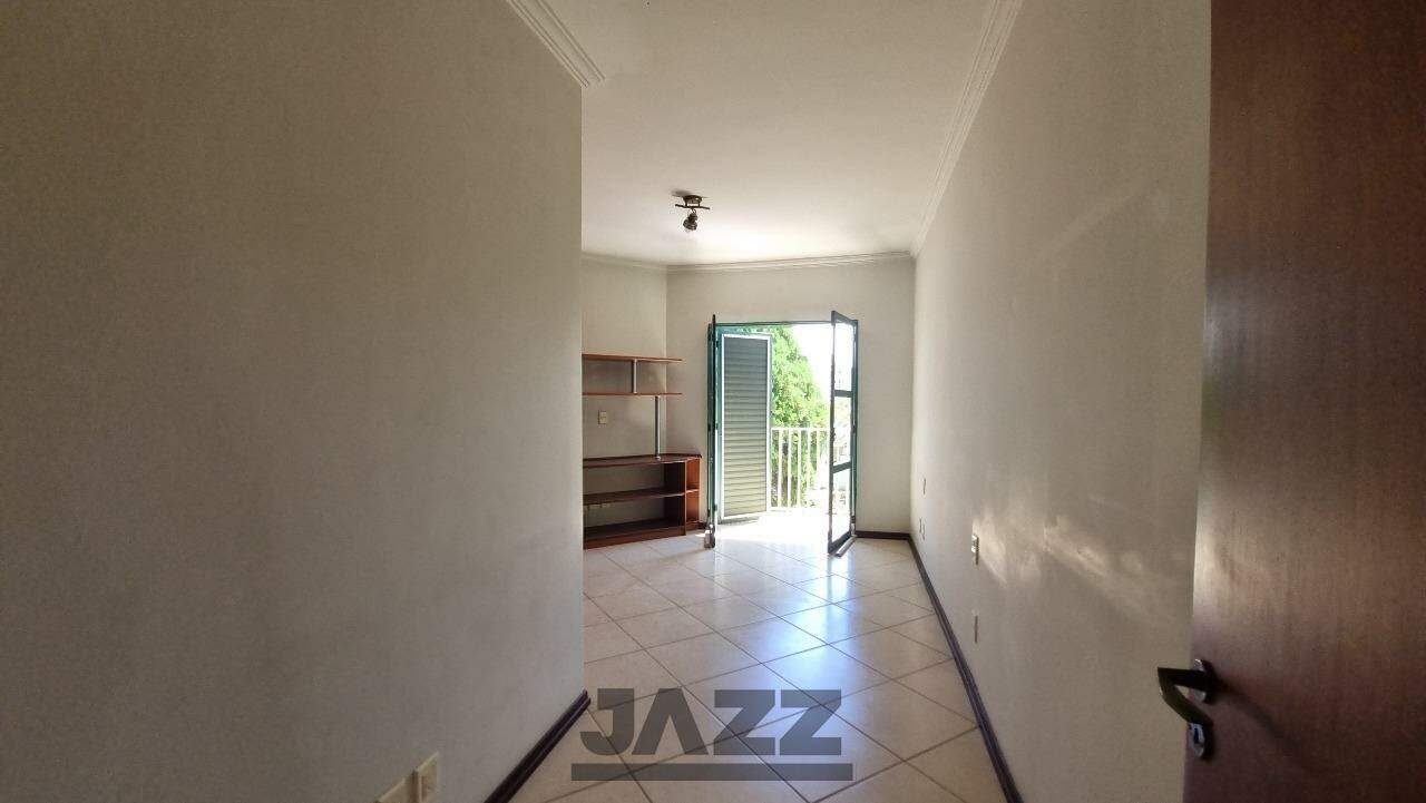 Casa para alugar com 4 quartos, 358m² - Foto 44