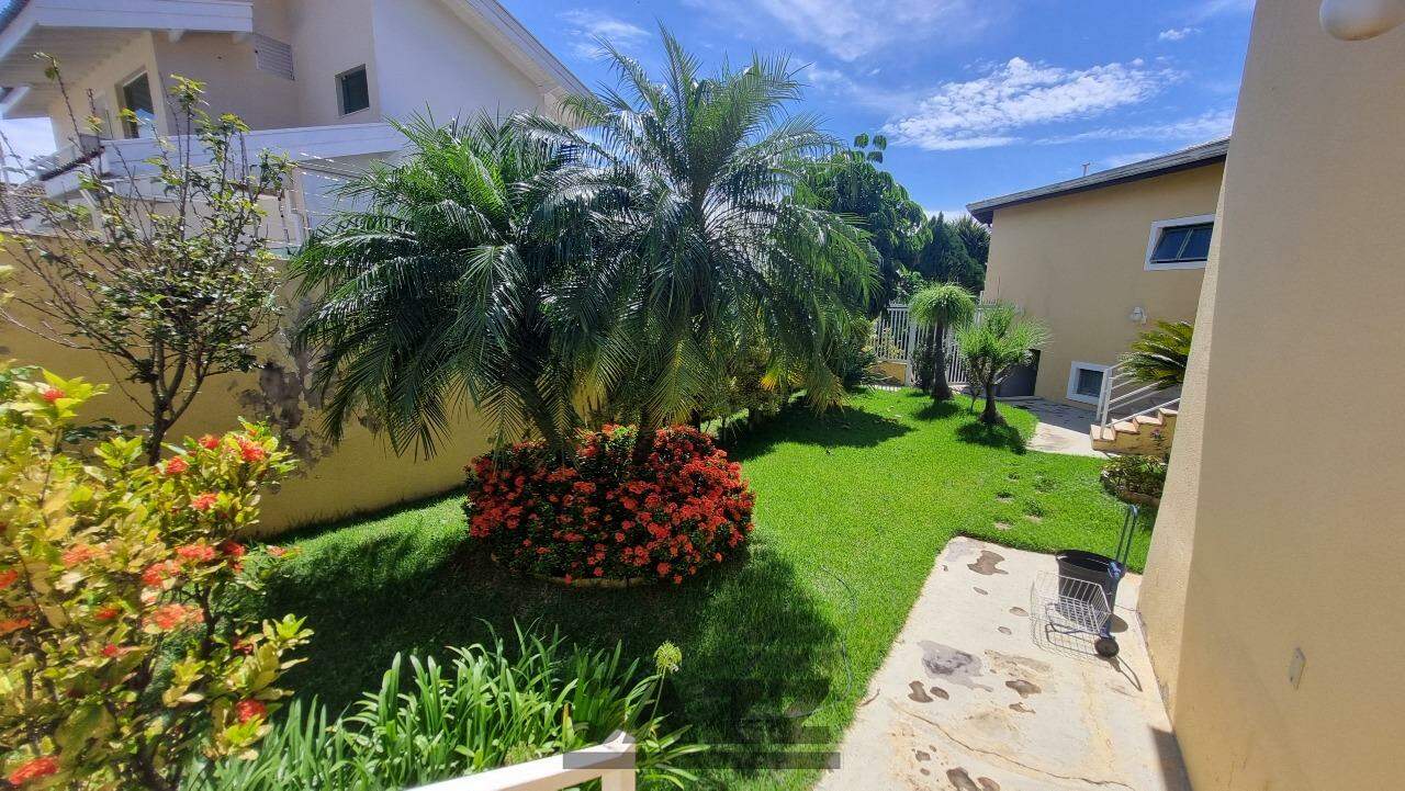 Casa para alugar com 4 quartos, 358m² - Foto 23