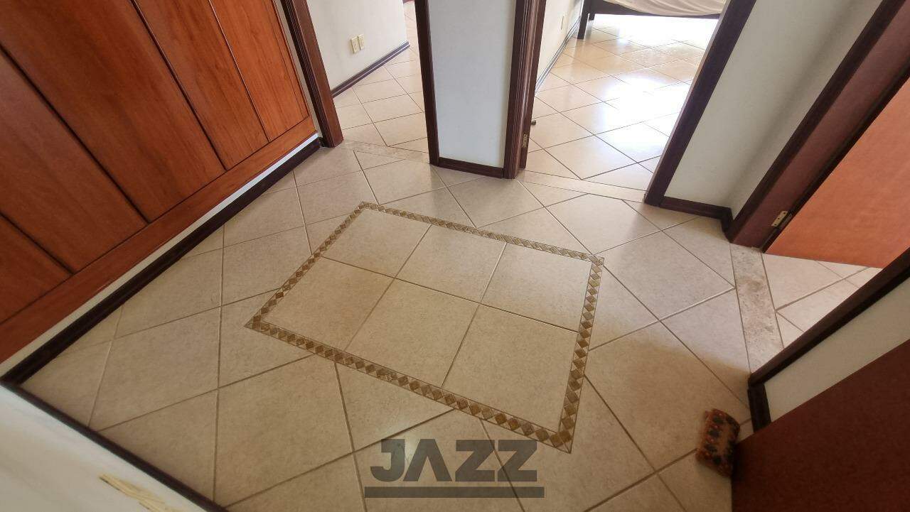 Casa para alugar com 4 quartos, 358m² - Foto 32