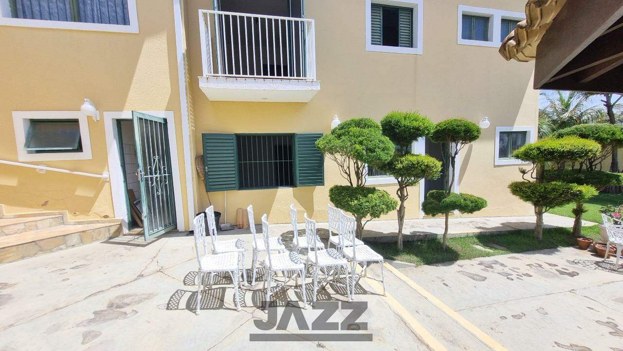 Casa para alugar com 4 quartos, 358m² - Foto 6