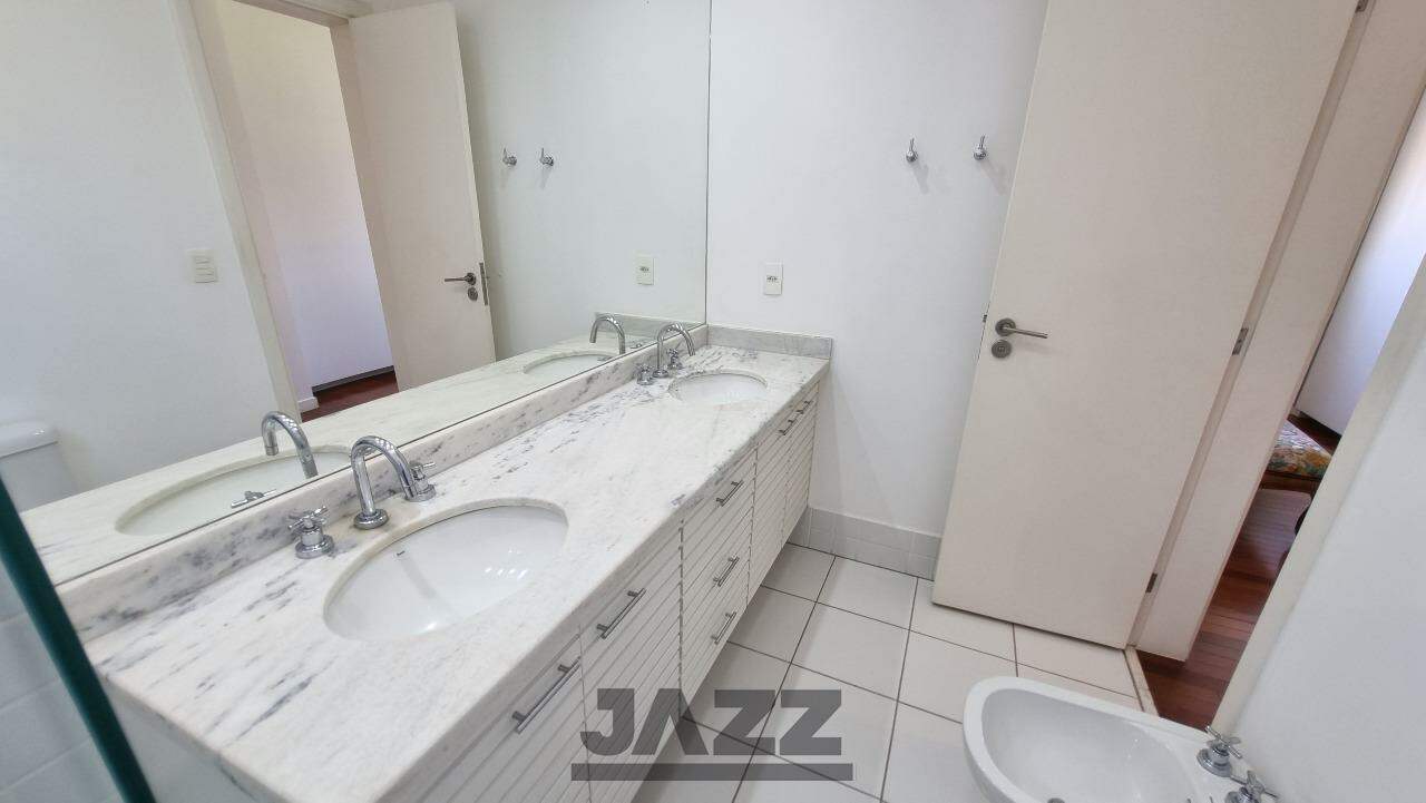 Apartamento para alugar com 3 quartos, 131m² - Foto 31
