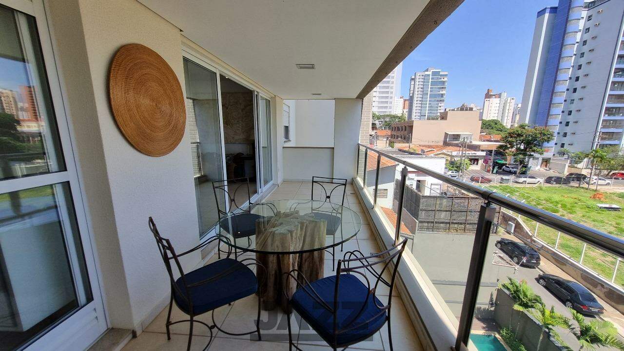 Apartamento, 3 quartos, 131 m² - Foto 1