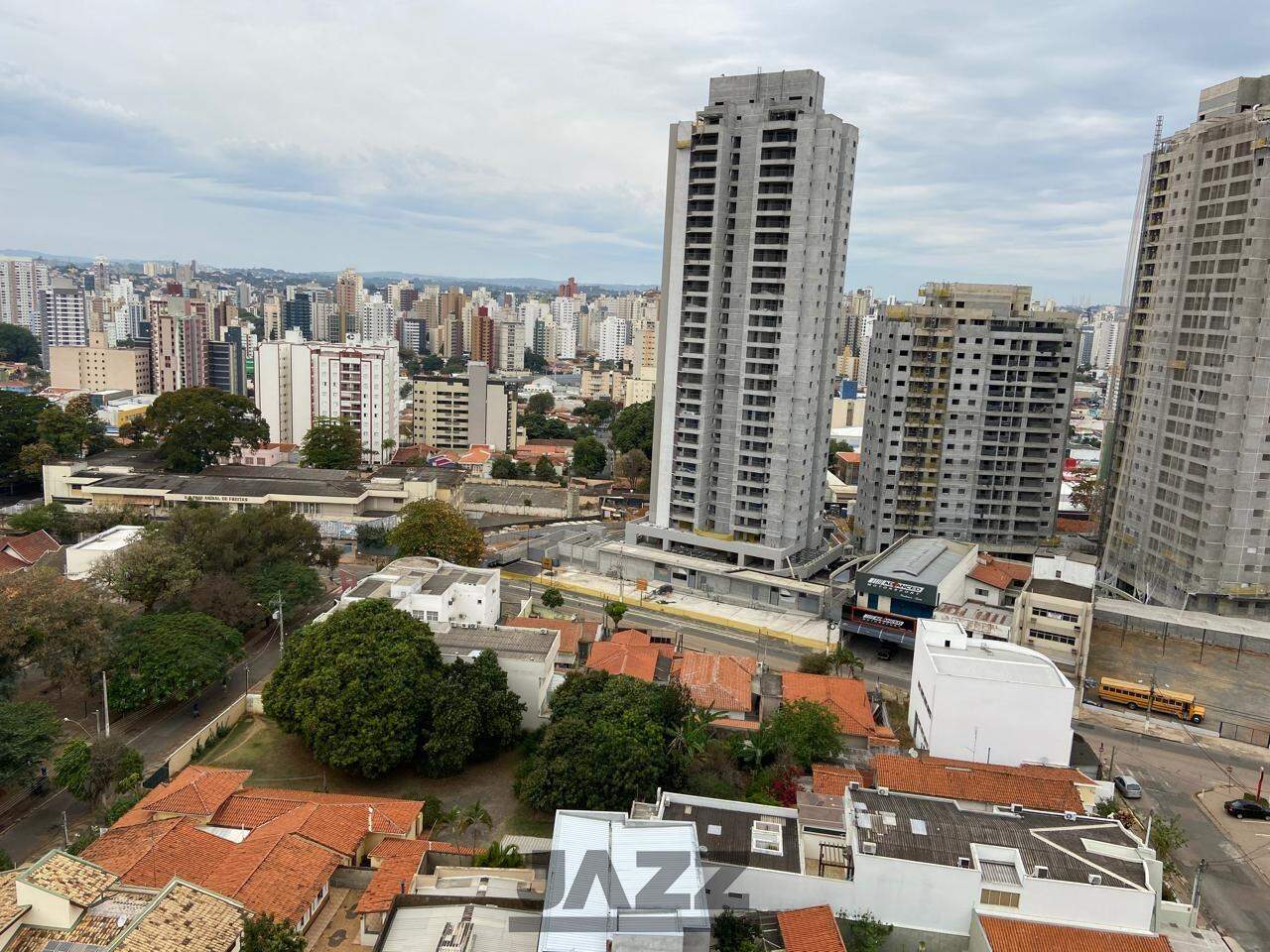 Apartamento à venda com 3 quartos, 95m² - Foto 11