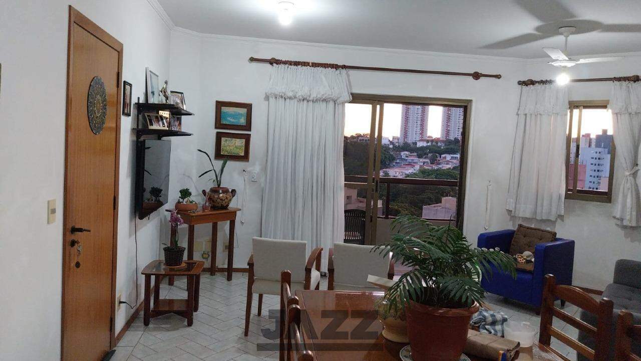 Apartamento à venda com 3 quartos, 98m² - Foto 1