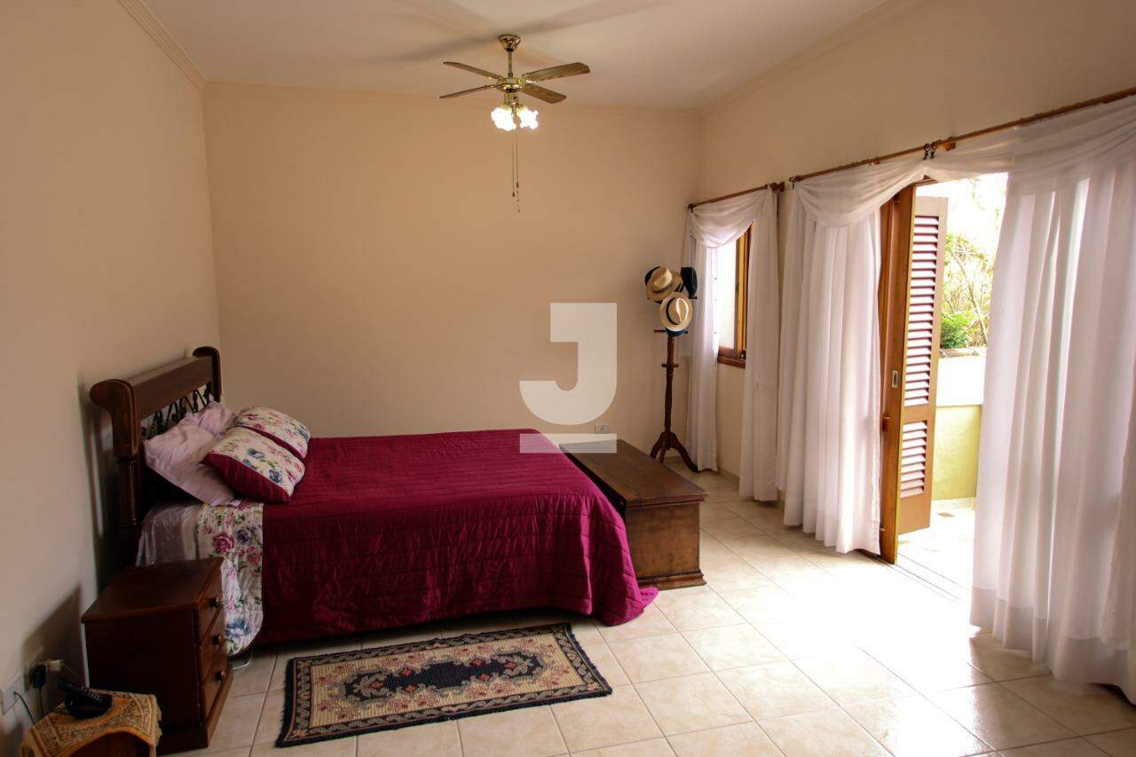 Casa para alugar com 3 quartos, 402m² - Foto 11