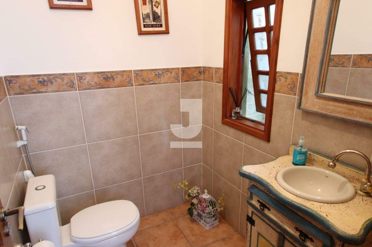 Casa para alugar com 3 quartos, 402m² - Foto 23