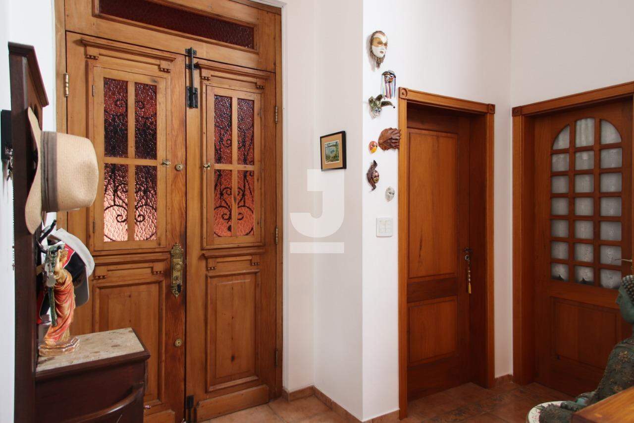 Casa para alugar com 3 quartos, 402m² - Foto 2