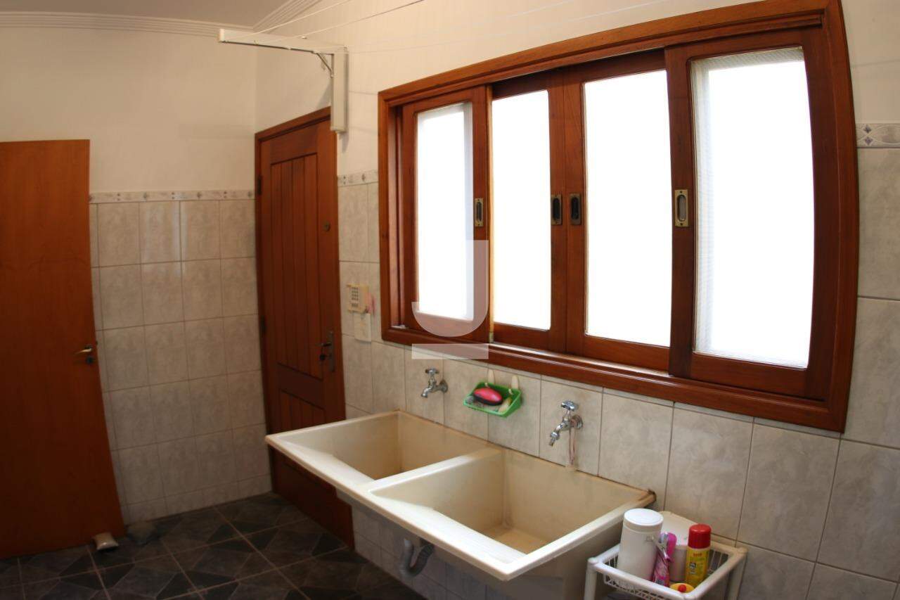 Casa para alugar com 3 quartos, 402m² - Foto 24