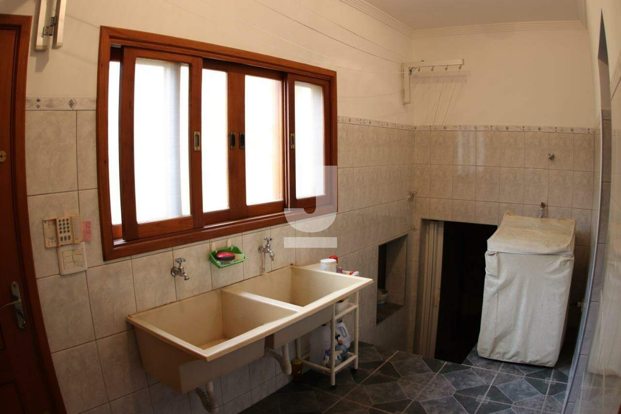 Casa para alugar com 3 quartos, 402m² - Foto 25