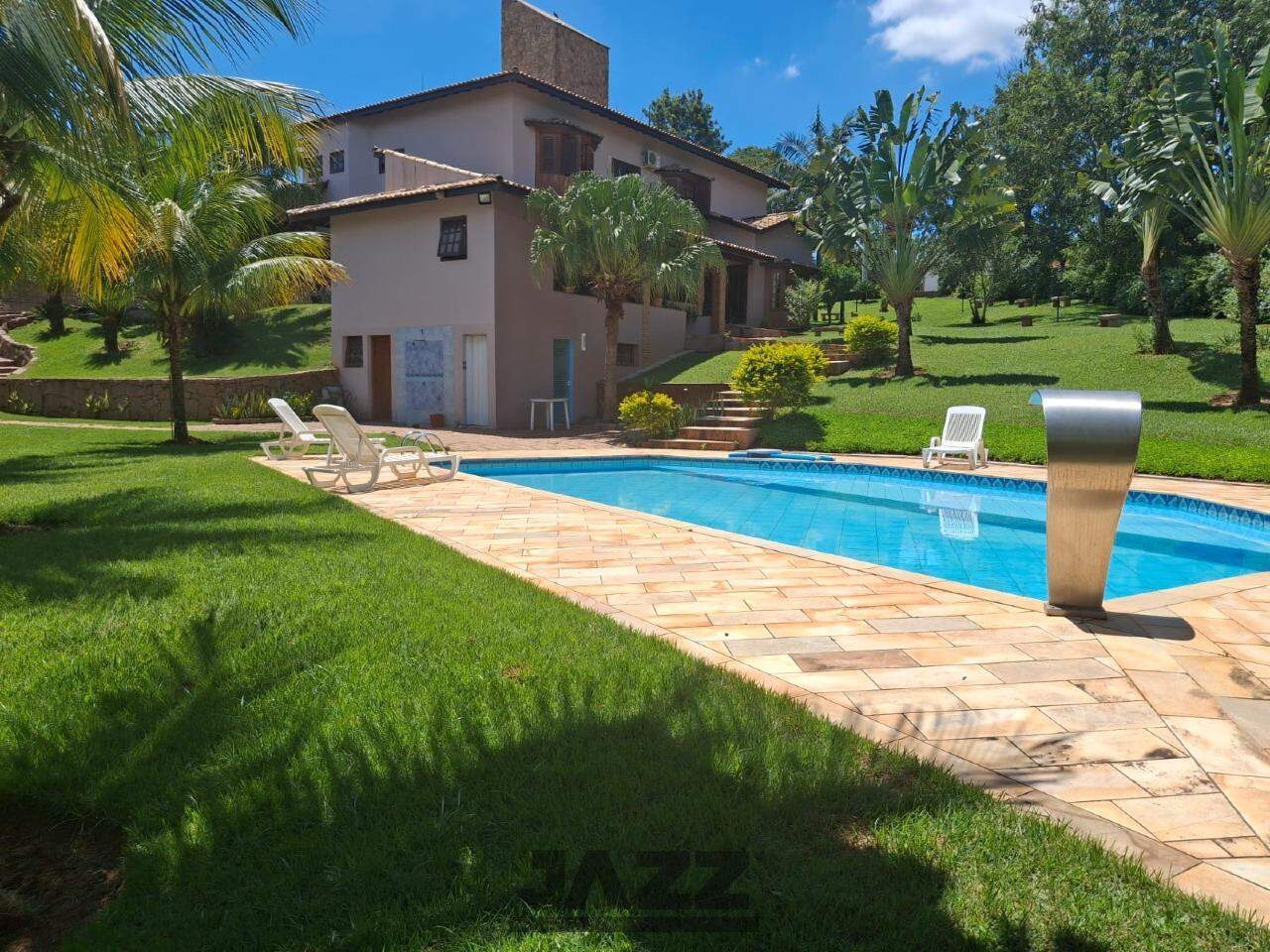 Casa de Condomínio à venda com 4 quartos, 572m² - Foto 1