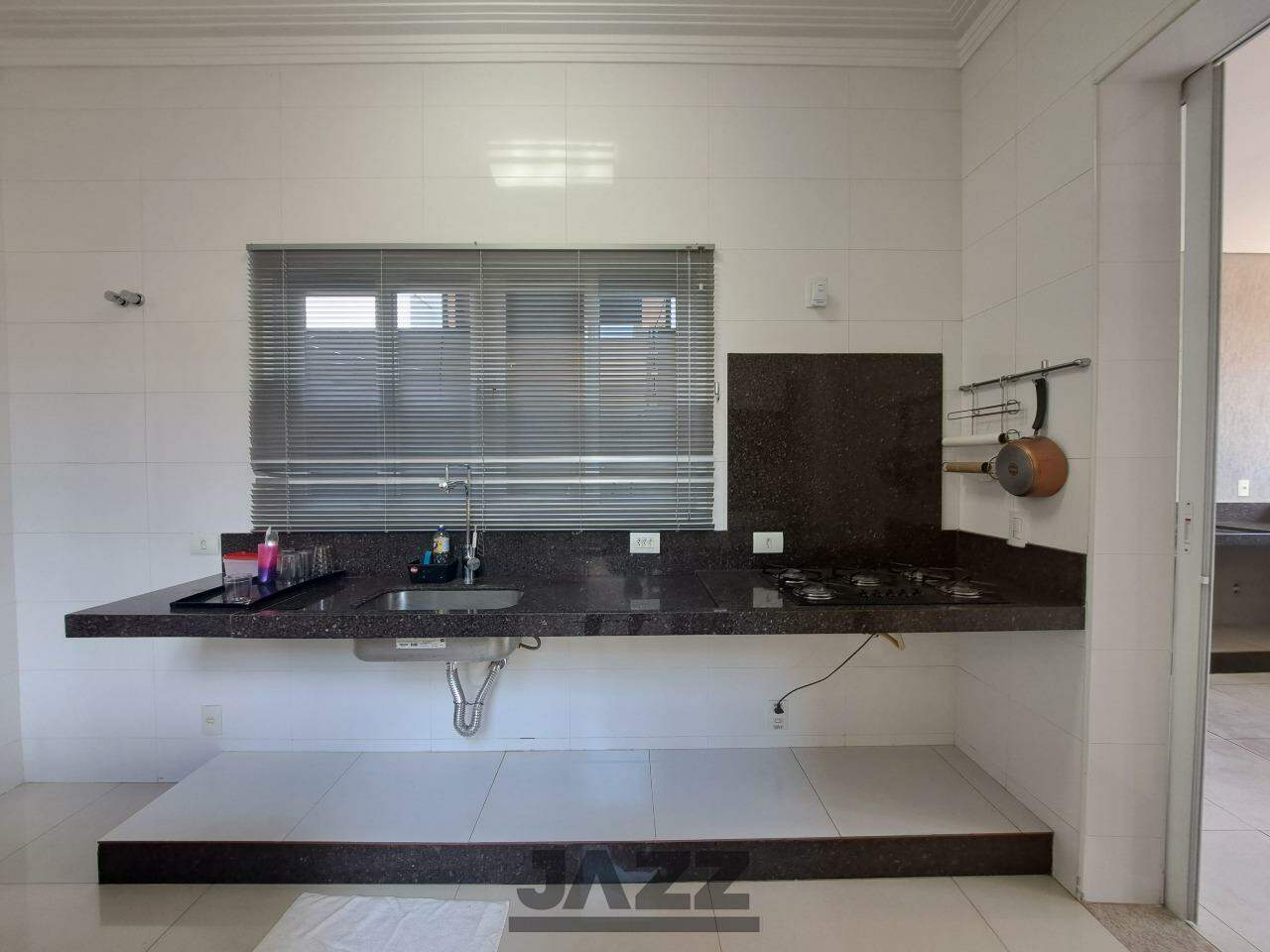 Casa de Condomínio à venda com 3 quartos, 225m² - Foto 13