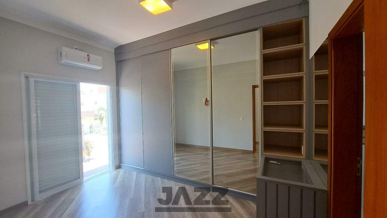 Casa de Condomínio à venda com 3 quartos, 225m² - Foto 31