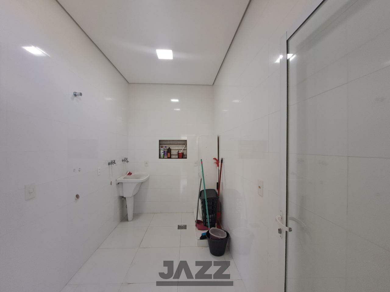 Casa de Condomínio à venda com 3 quartos, 225m² - Foto 15