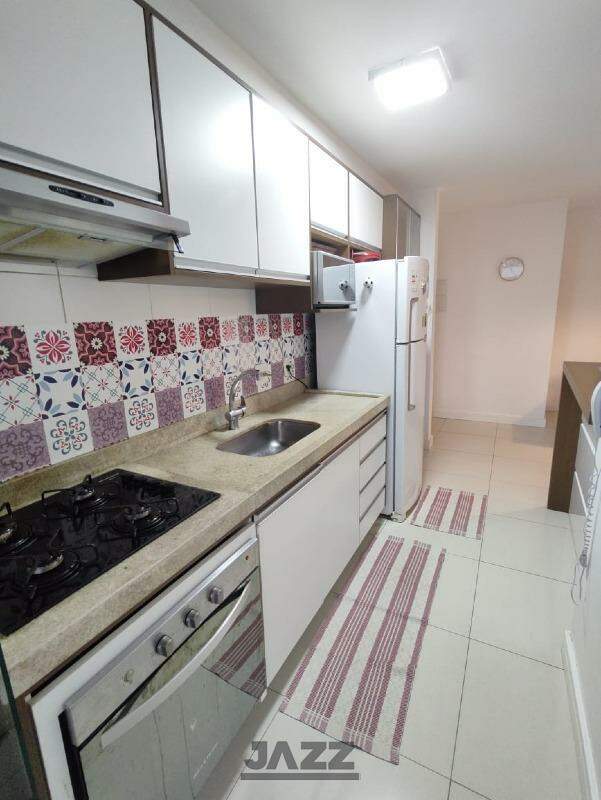 Apartamento à venda com 3 quartos, 113m² - Foto 10