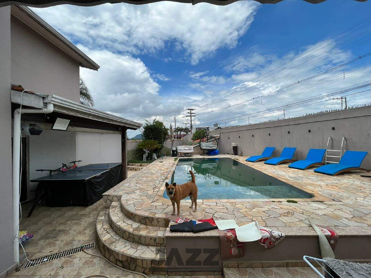 Casa à venda com 5 quartos, 290m² - Foto 31