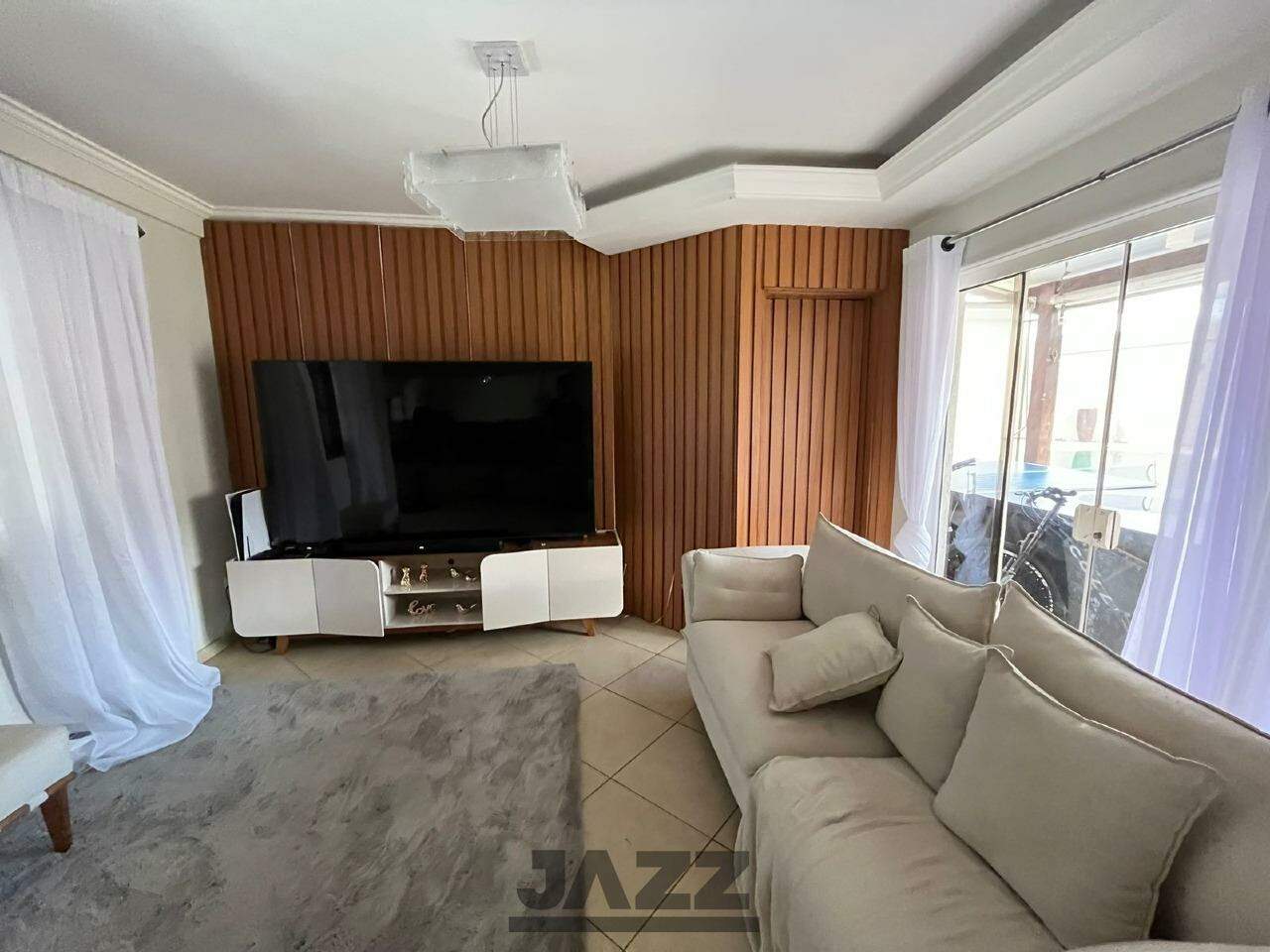 Casa à venda com 5 quartos, 290m² - Foto 4