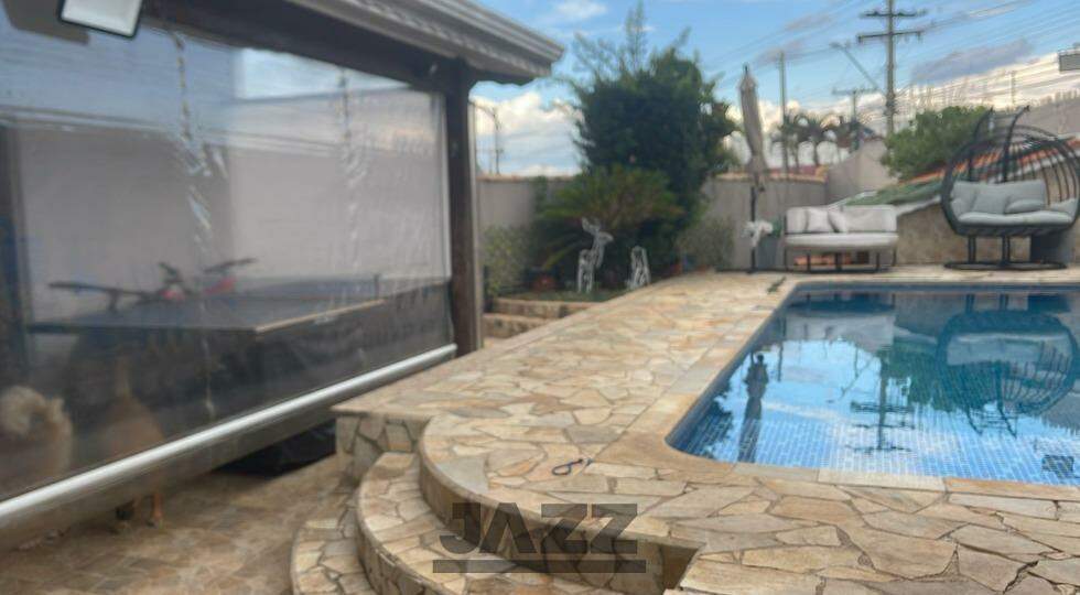 Casa à venda com 5 quartos, 290m² - Foto 37