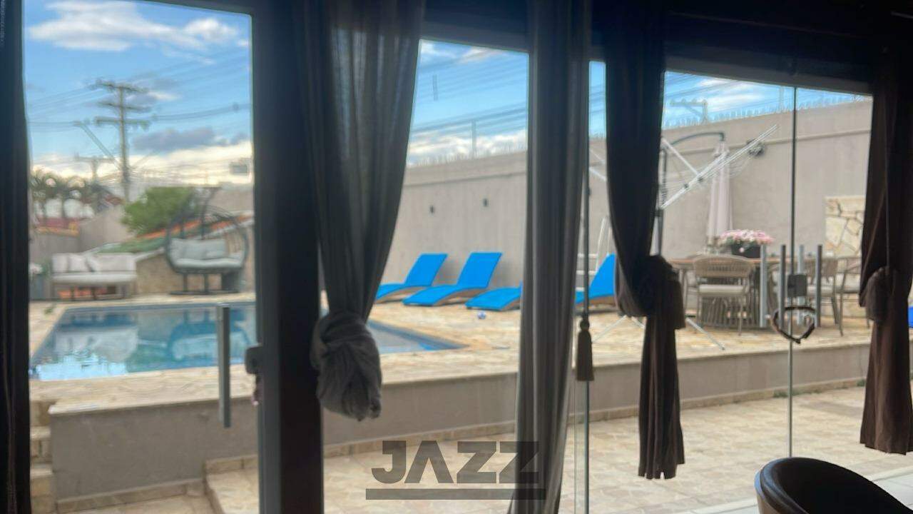 Casa à venda com 5 quartos, 290m² - Foto 28