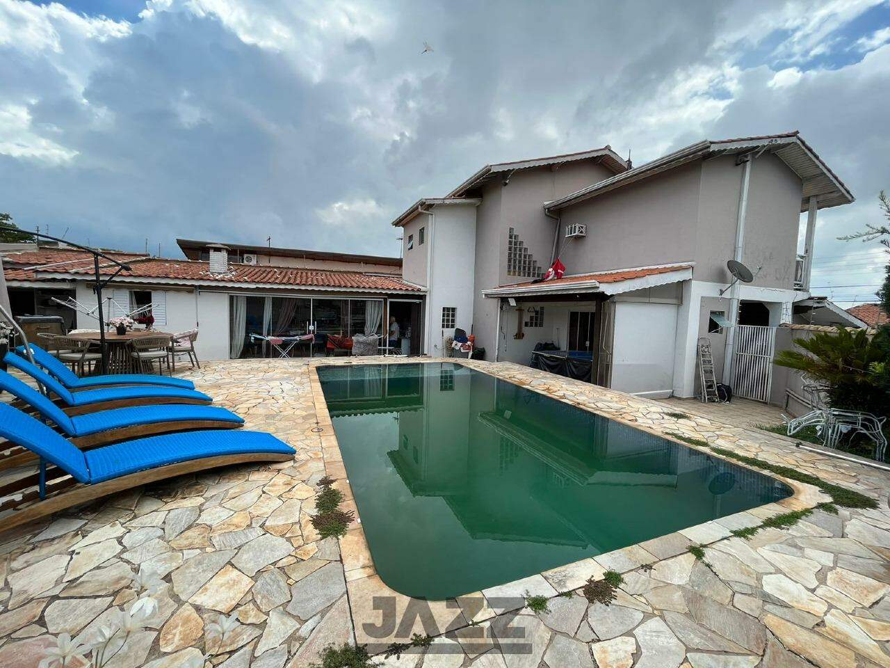 Casa à venda com 5 quartos, 290m² - Foto 34