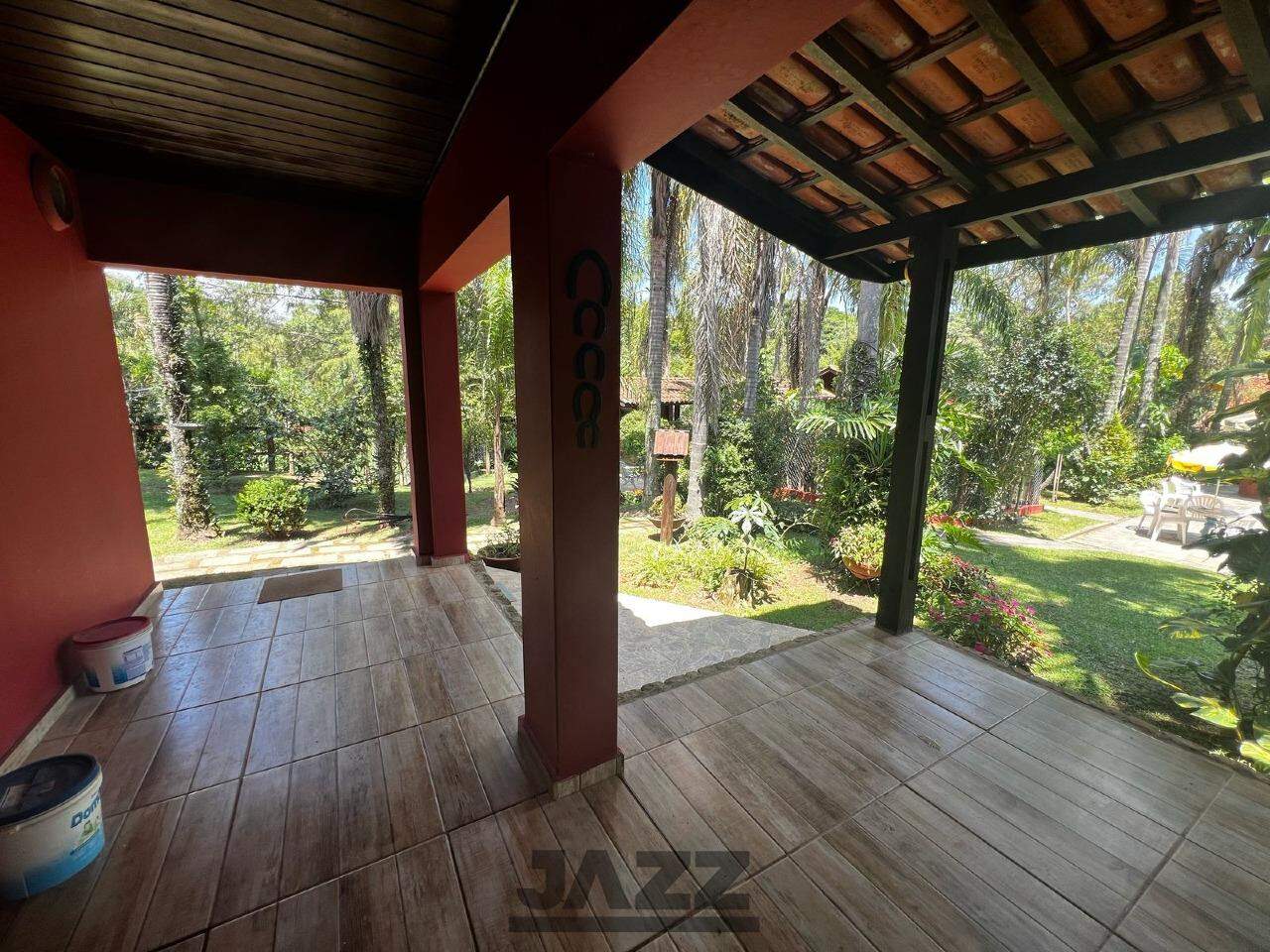 Chácara à venda com 5 quartos, 350m² - Foto 3