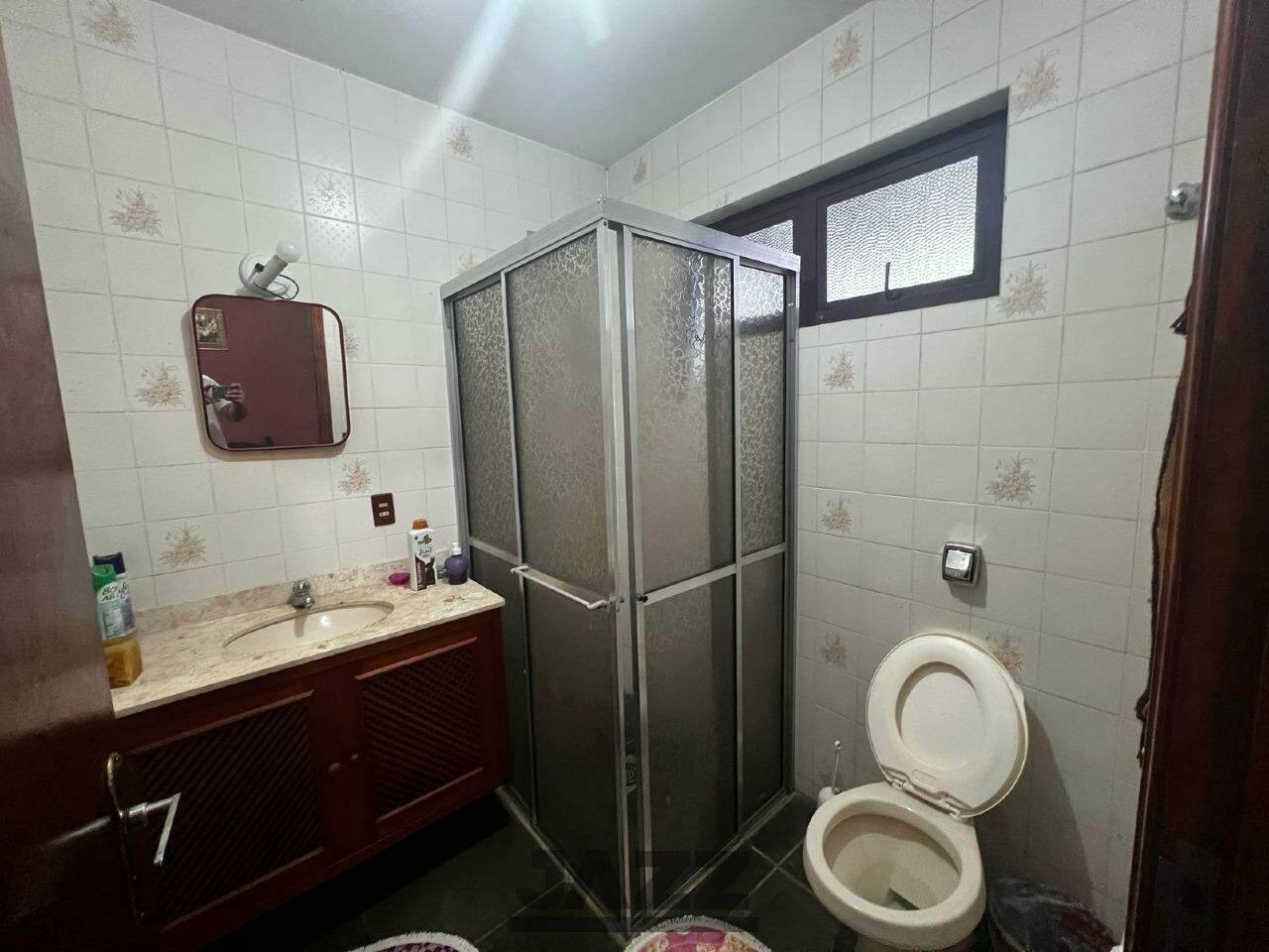 Chácara à venda com 5 quartos, 350m² - Foto 17