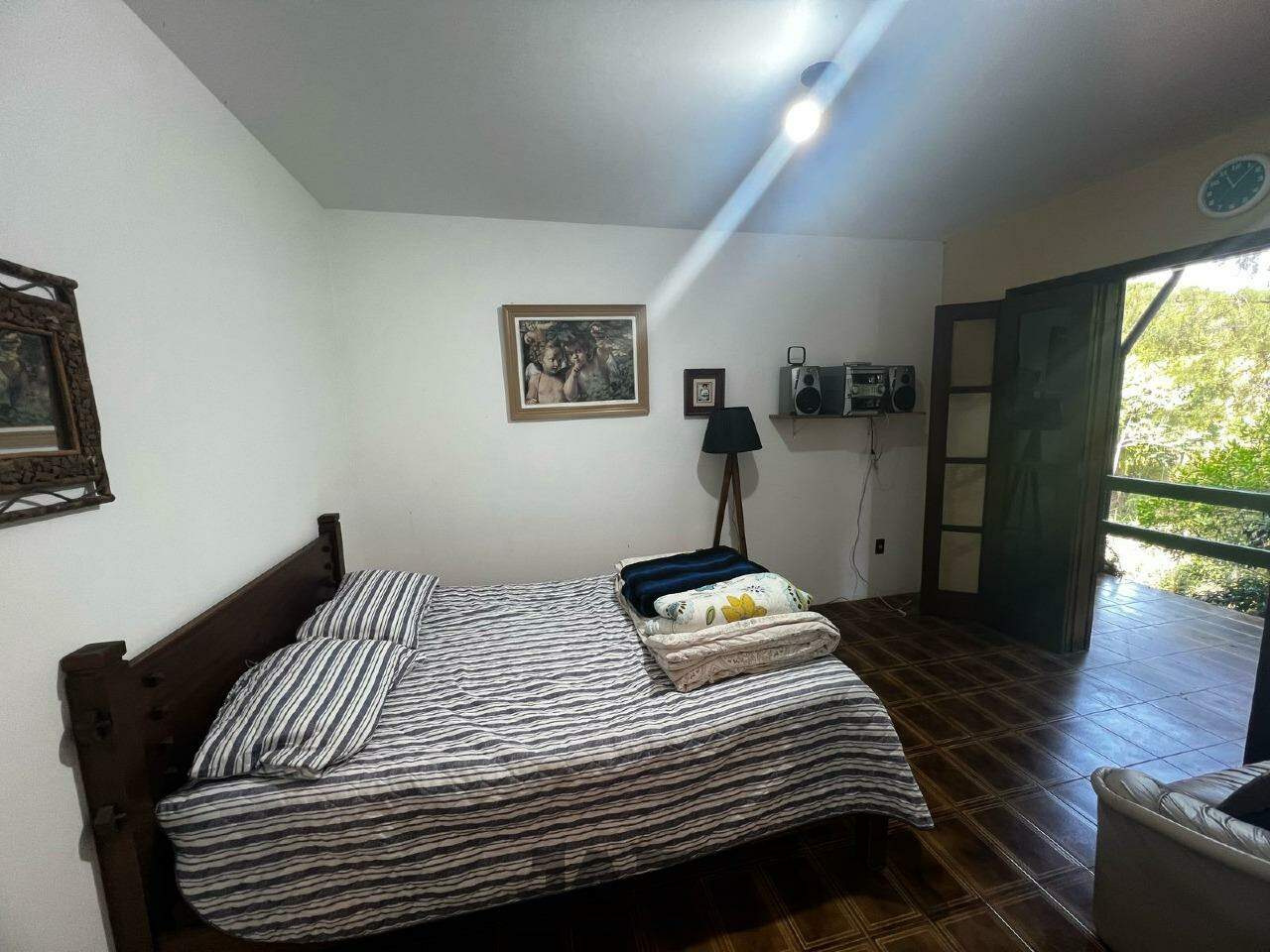 Chácara à venda com 5 quartos, 350m² - Foto 15