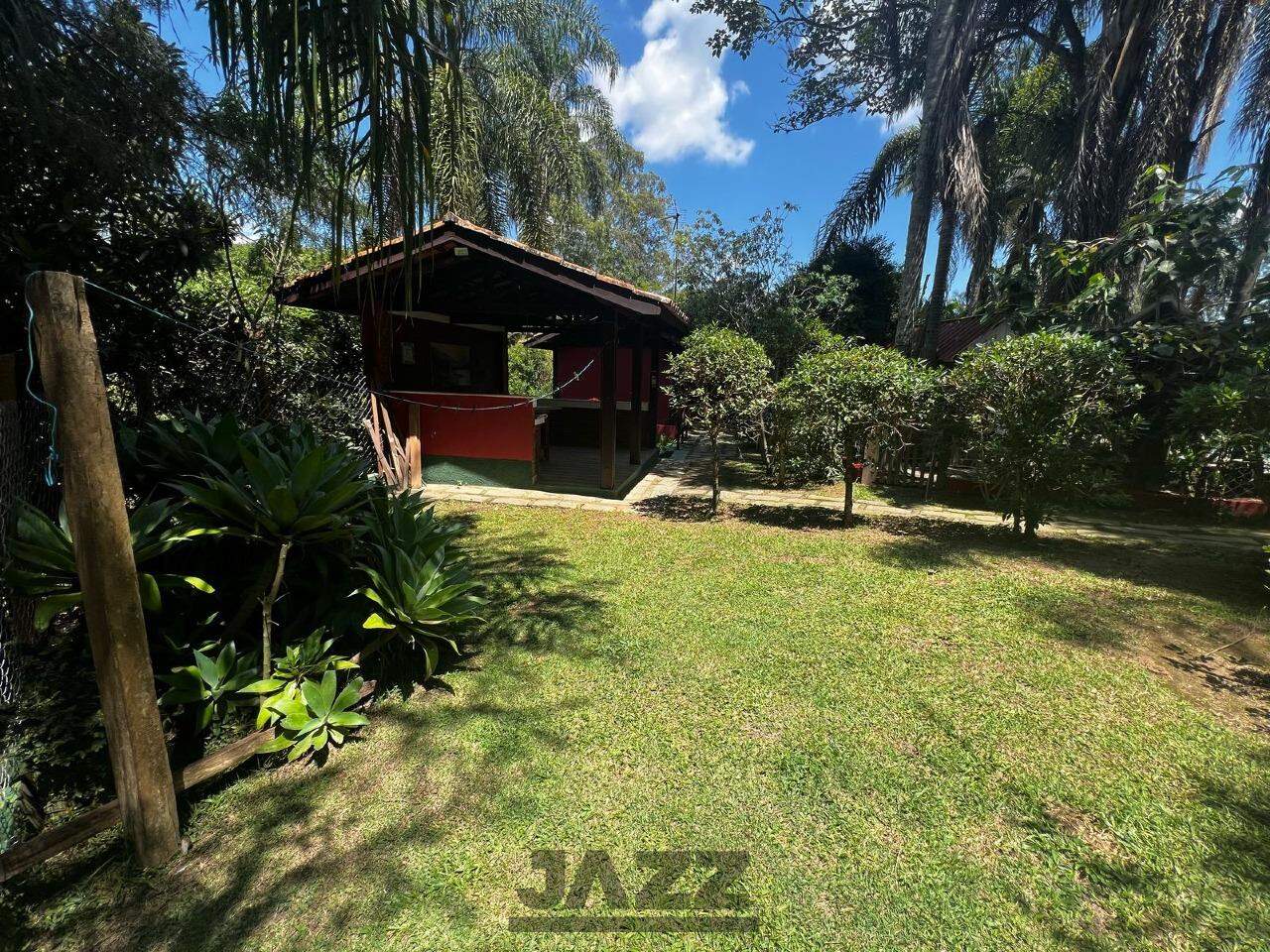 Chácara à venda com 5 quartos, 350m² - Foto 24