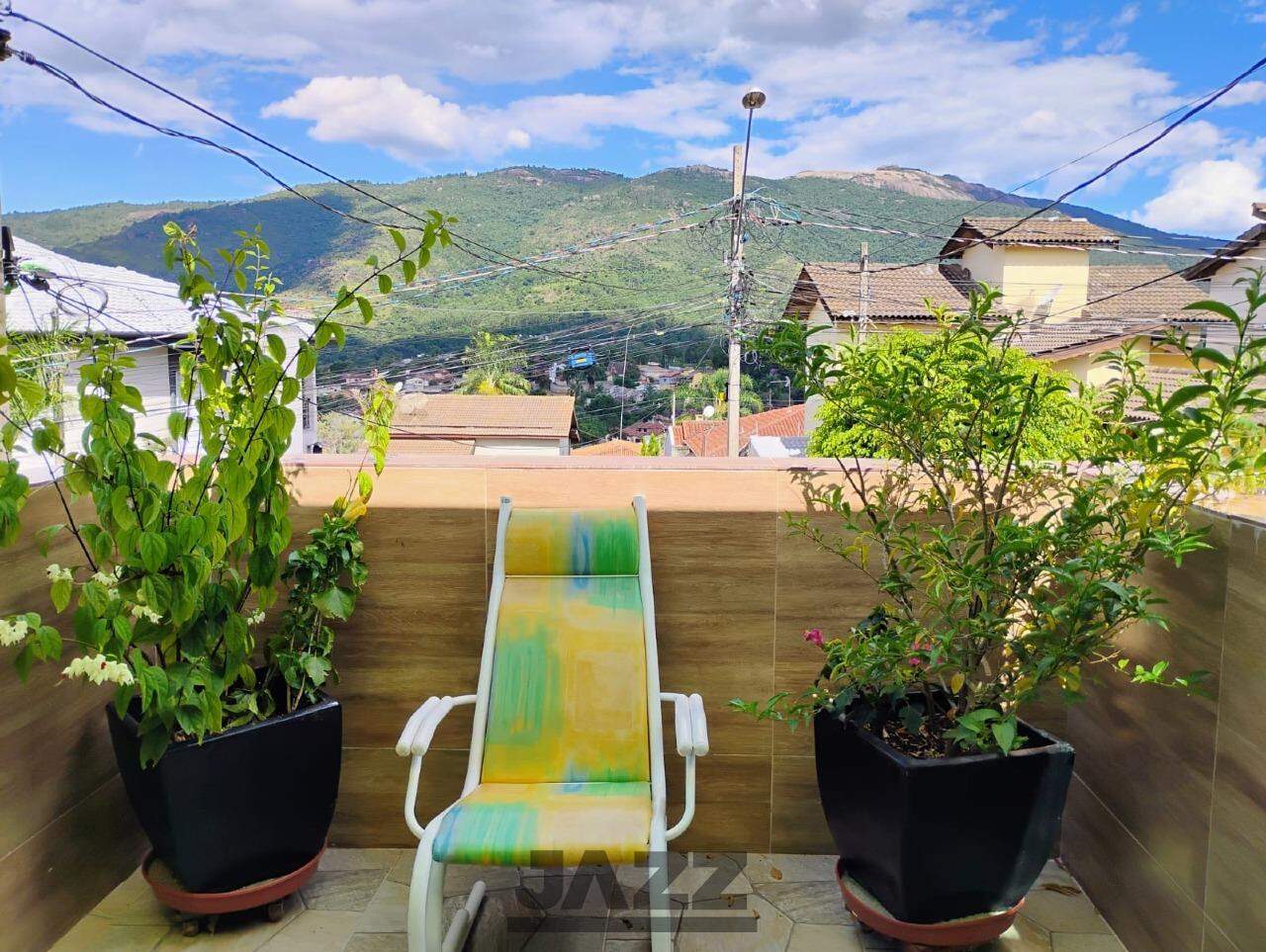 Casa à venda com 2 quartos, 54m² - Foto 1
