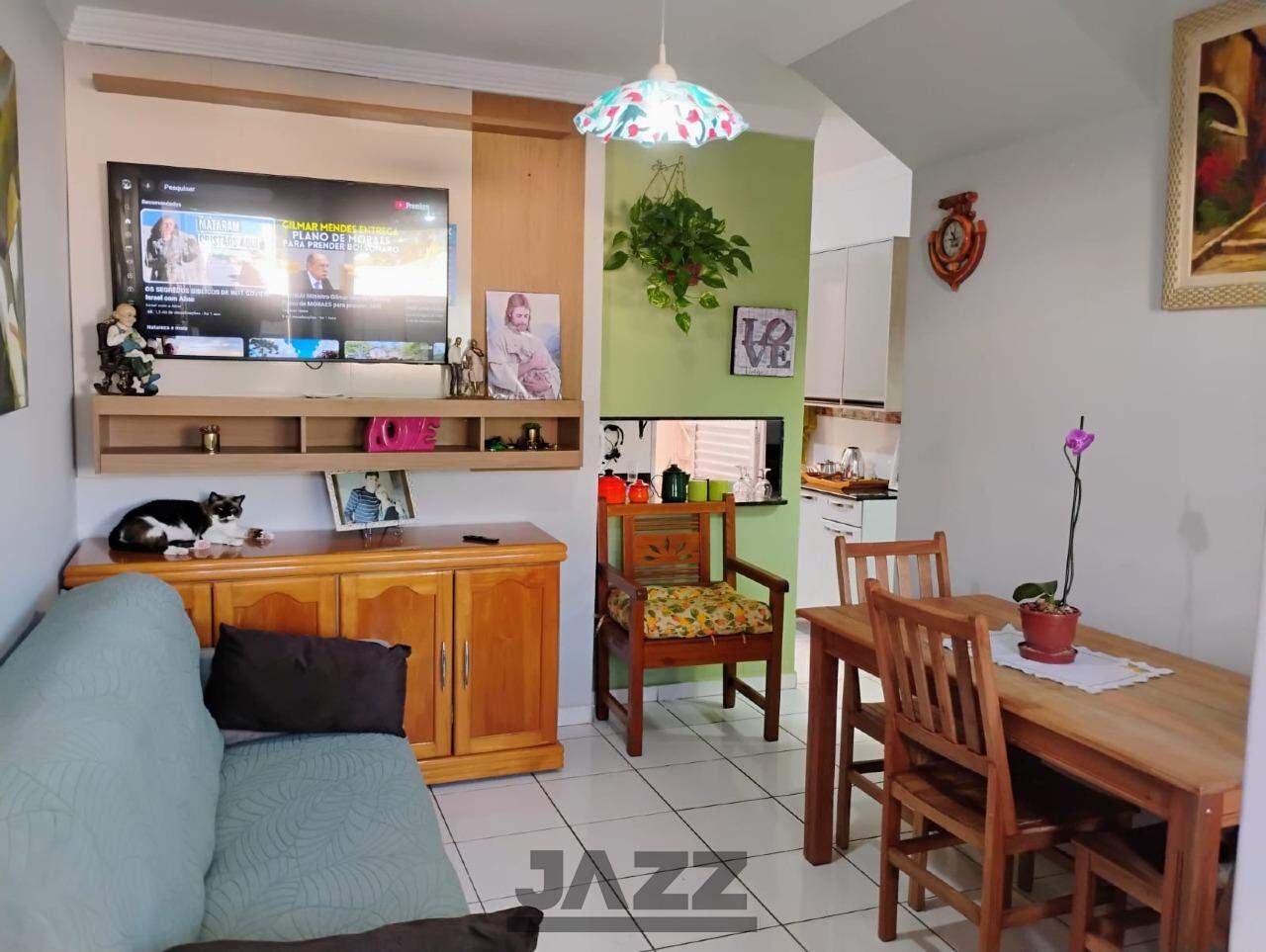 Casa à venda com 2 quartos, 54m² - Foto 4