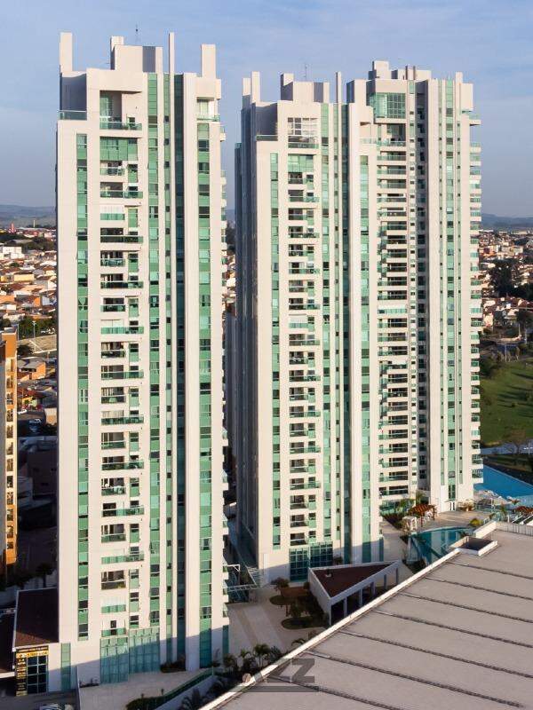Apartamento à venda com 3 quartos, 90m² - Foto 2