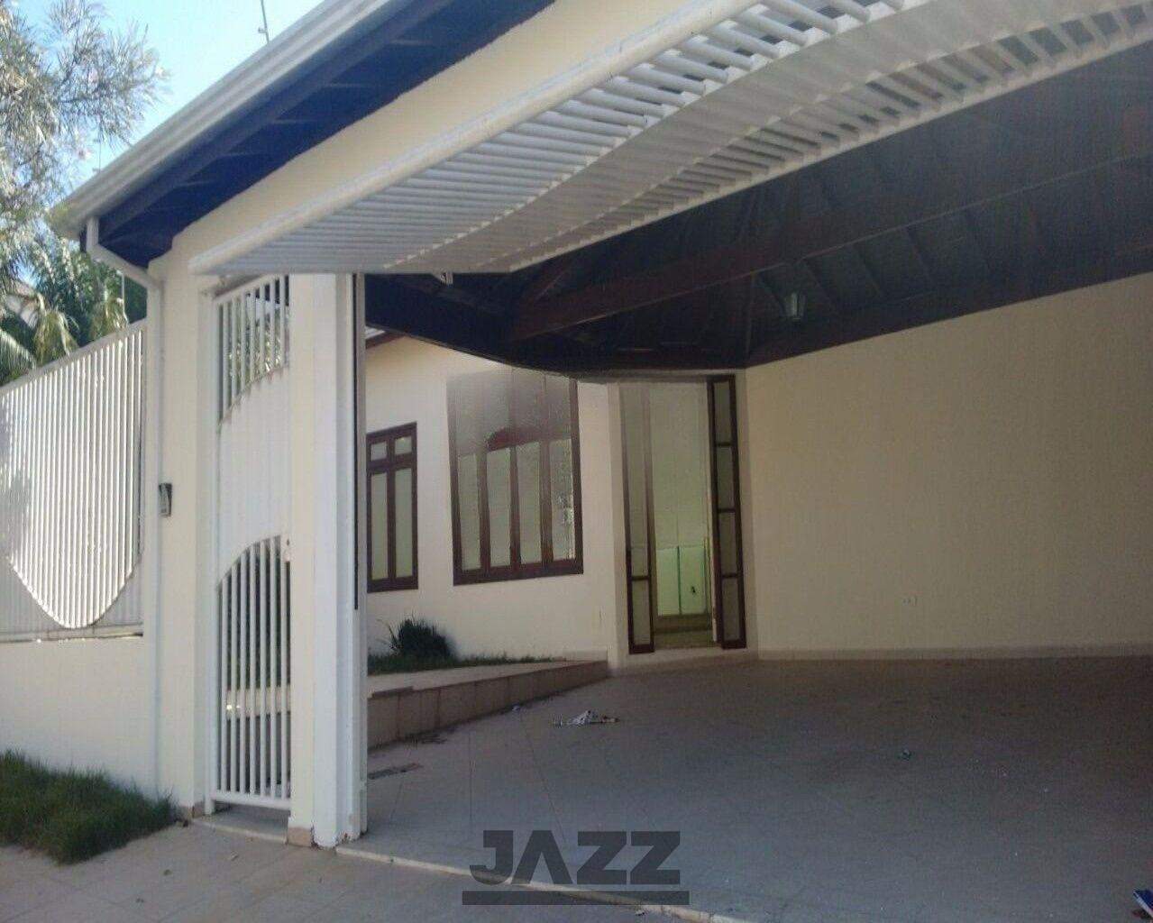 Casa à venda com 3 quartos, 207m² - Foto 1