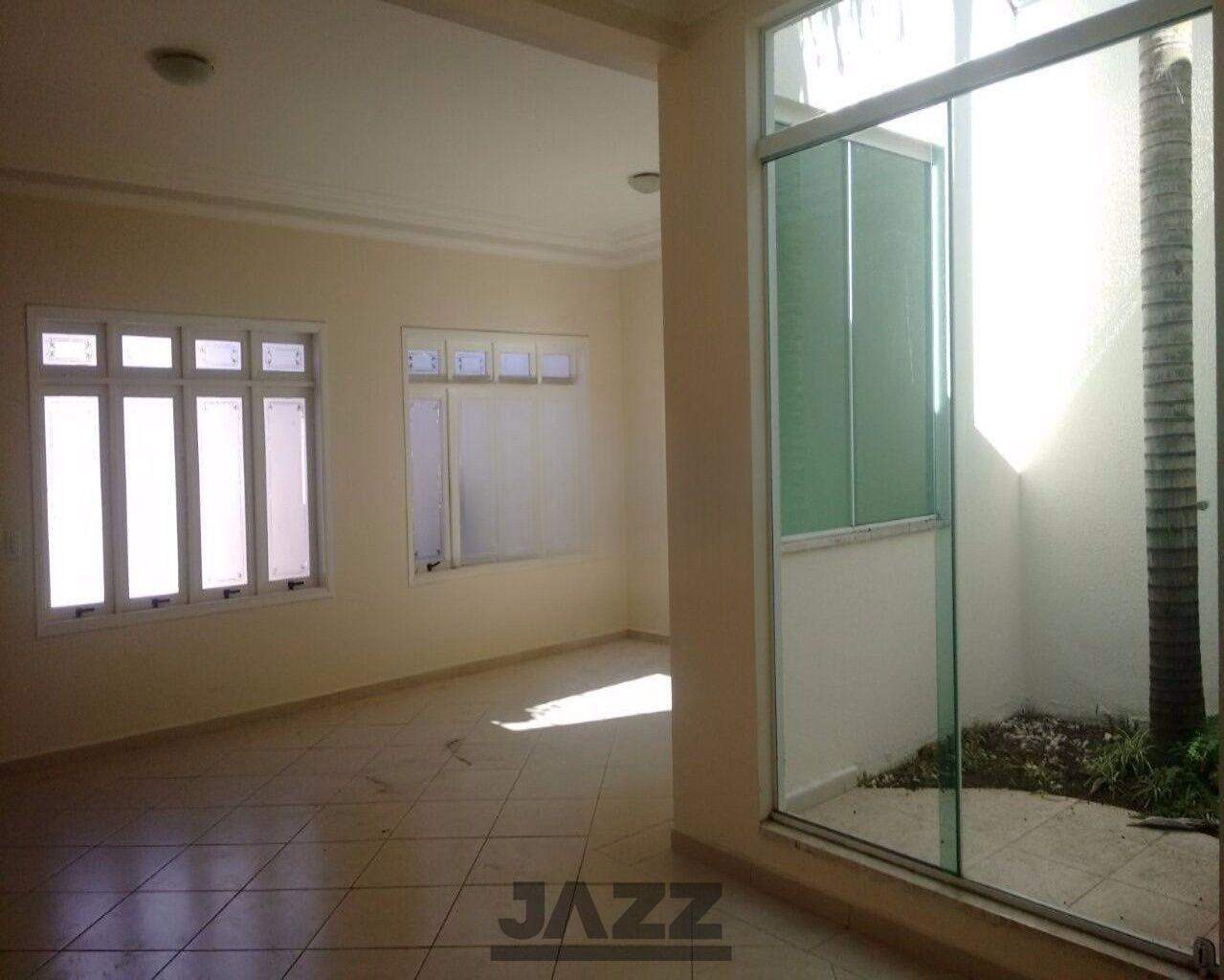 Casa à venda com 3 quartos, 207m² - Foto 4