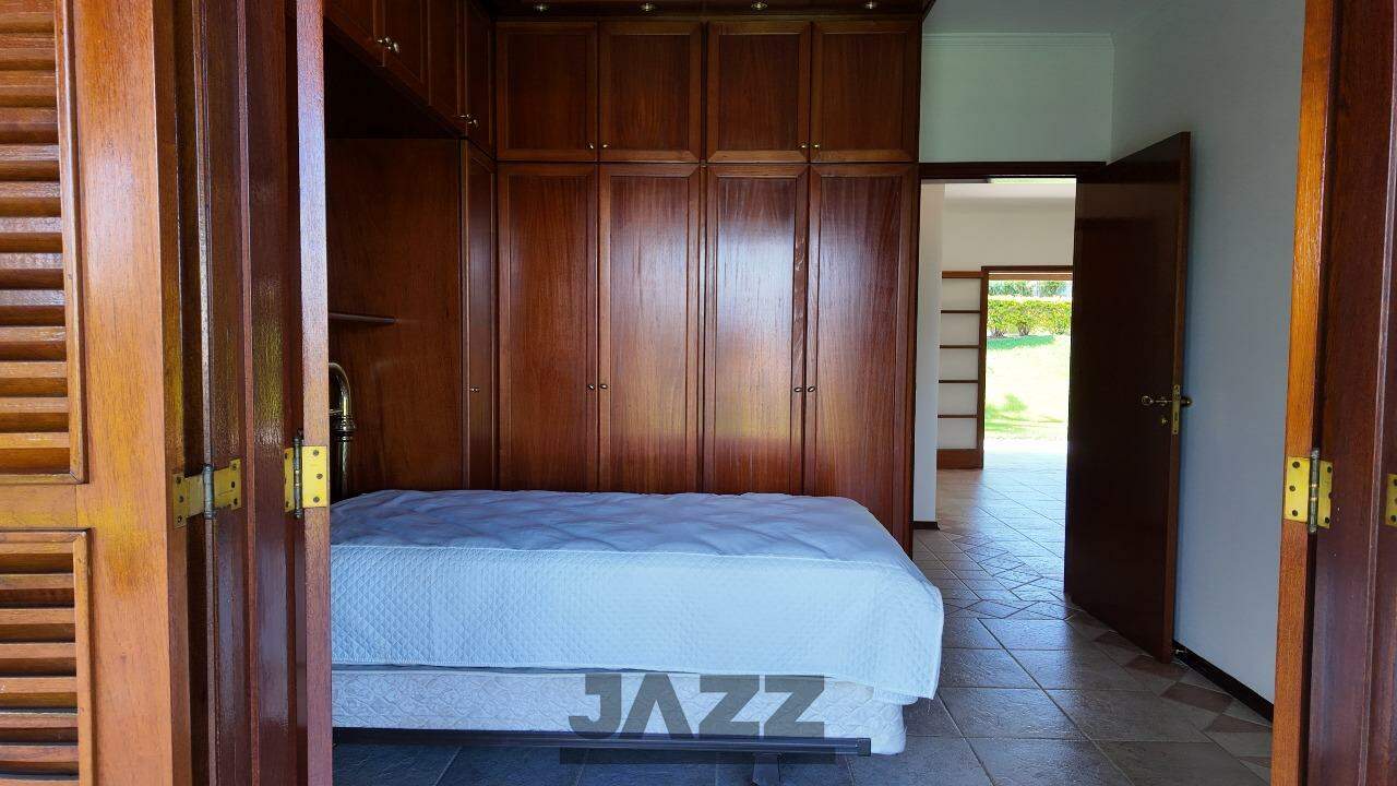 Chácara à venda com 5 quartos, 550m² - Foto 28