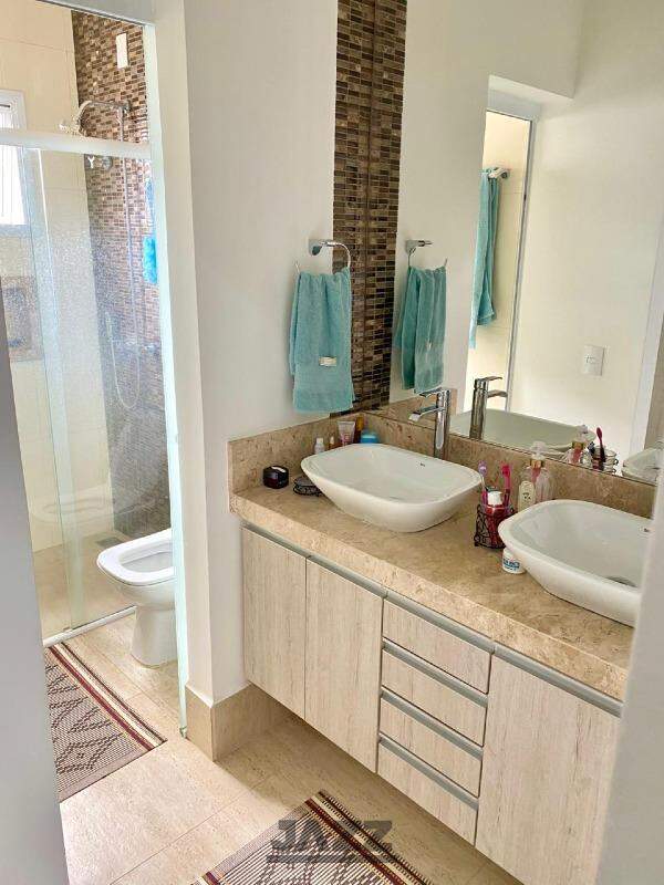 Casa, 4 quartos, 259 m² - Foto 46