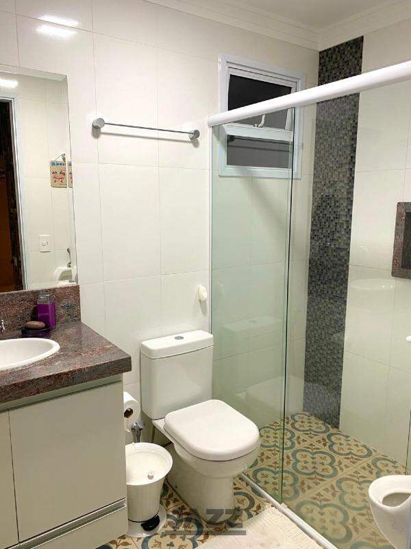 Casa, 4 quartos, 259 m² - Foto 34