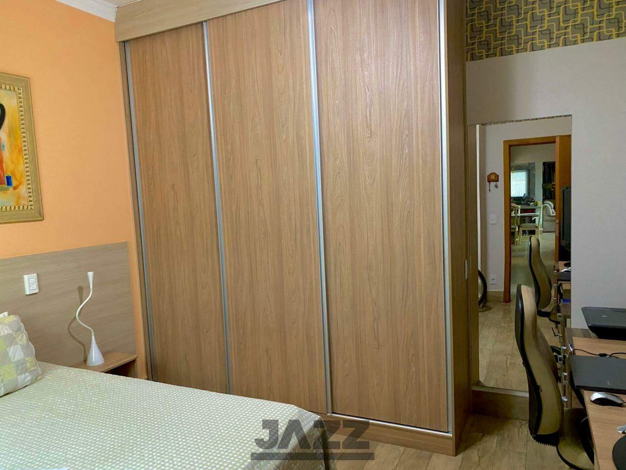 Casa, 4 quartos, 259 m² - Foto 35