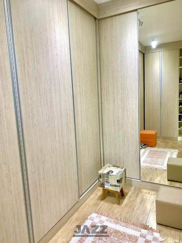 Casa, 4 quartos, 259 m² - Foto 47