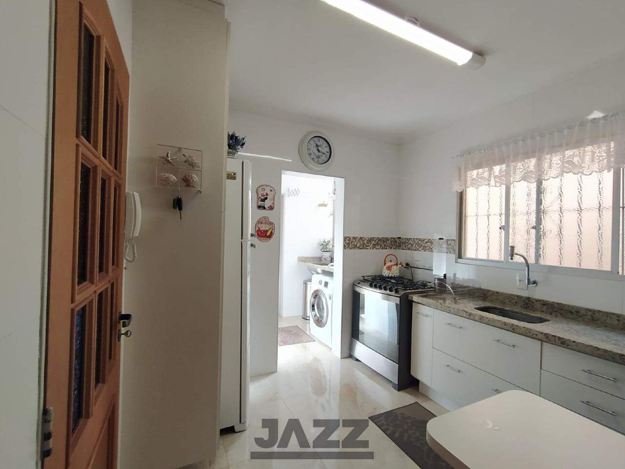 Apartamento à venda com 2 quartos, 68m² - Foto 2