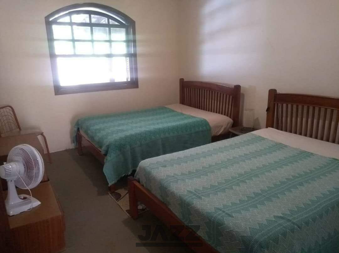 Chácara à venda com 8 quartos, 1100m² - Foto 34