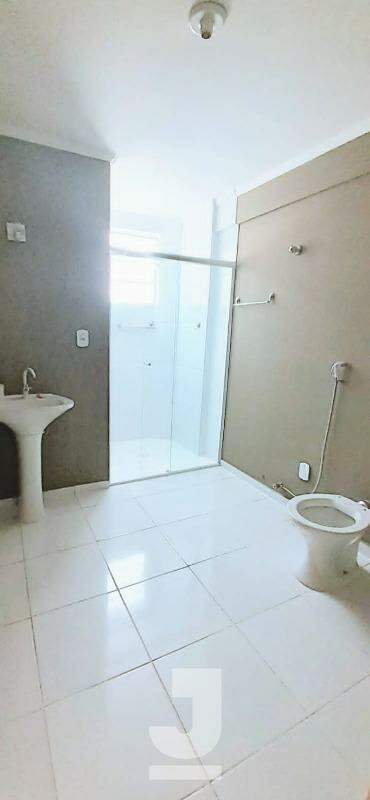 Apartamento para alugar com 4 quartos, 150m² - Foto 15