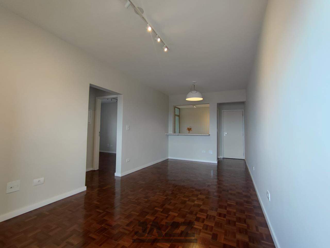 Apartamento à venda com 2 quartos, 78m² - Foto 3