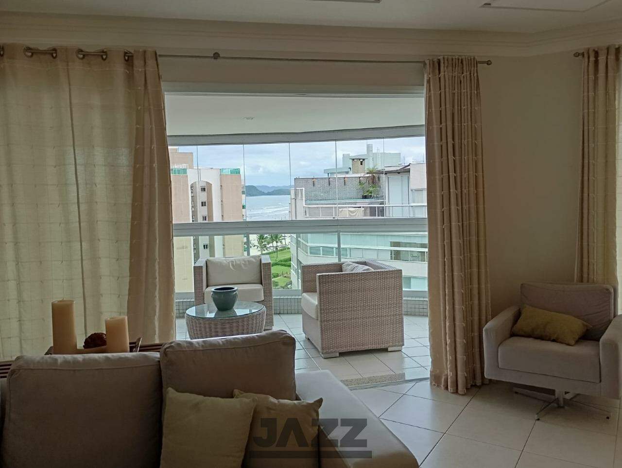 Apartamento à venda com 3 quartos, 153m² - Foto 12