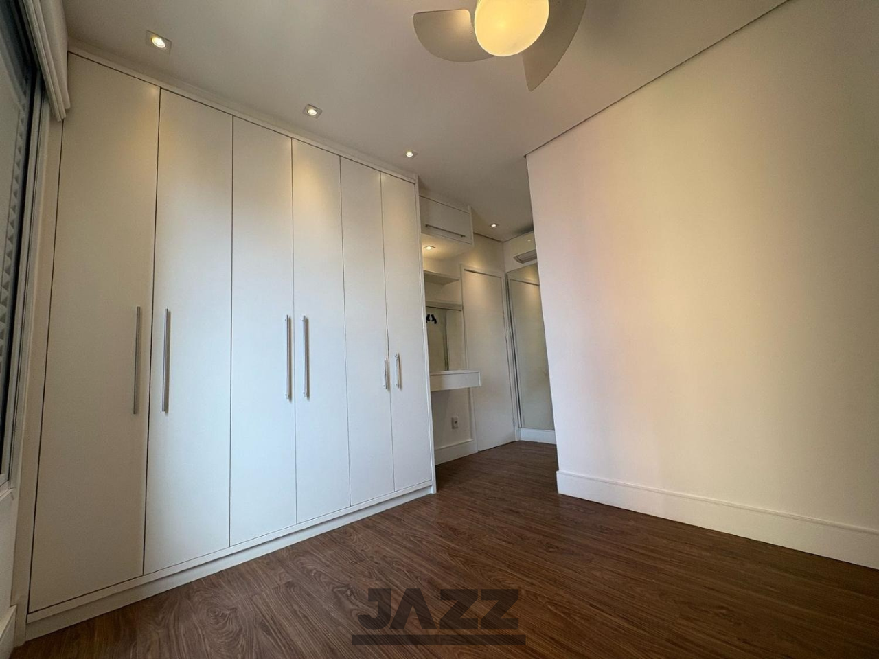 Apartamento para alugar com 2 quartos, 89m² - Foto 10